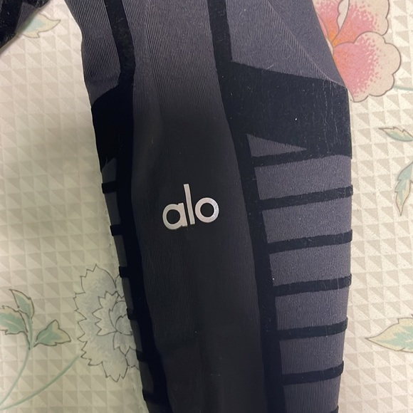 Alo patterned leggings - Picture 5 of 5